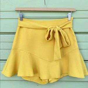 Zara yellow skort medium